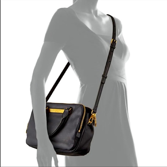 Selling a Marc by Marc Jacobs cross body “Goodbye Columbus” bag - Picture 3 of 9